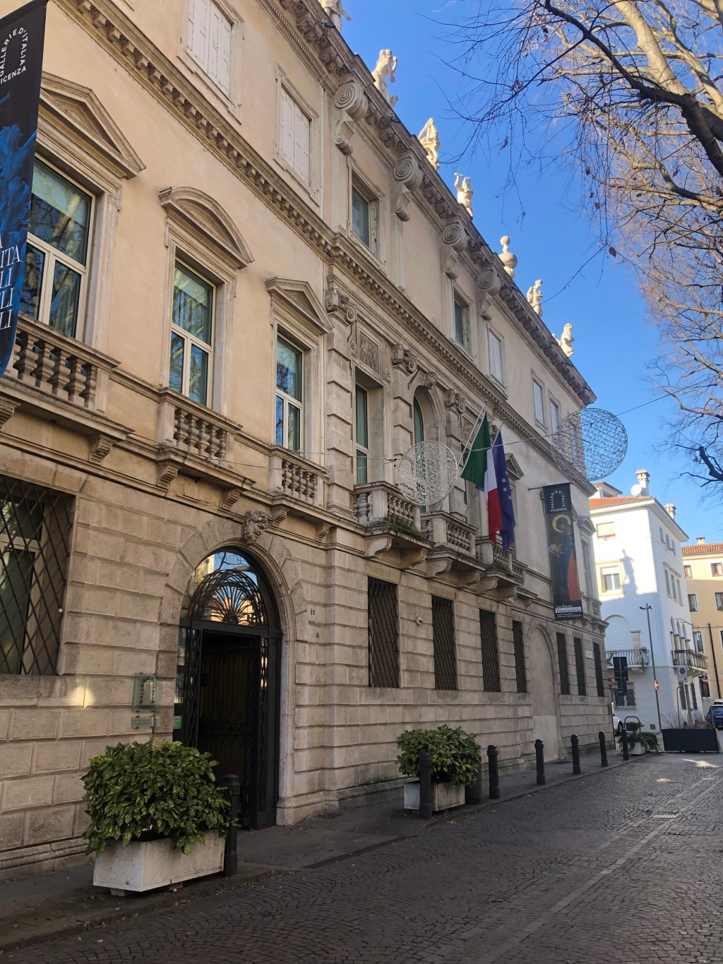 A Short Visit to Palazzo&nbsp;Montanari